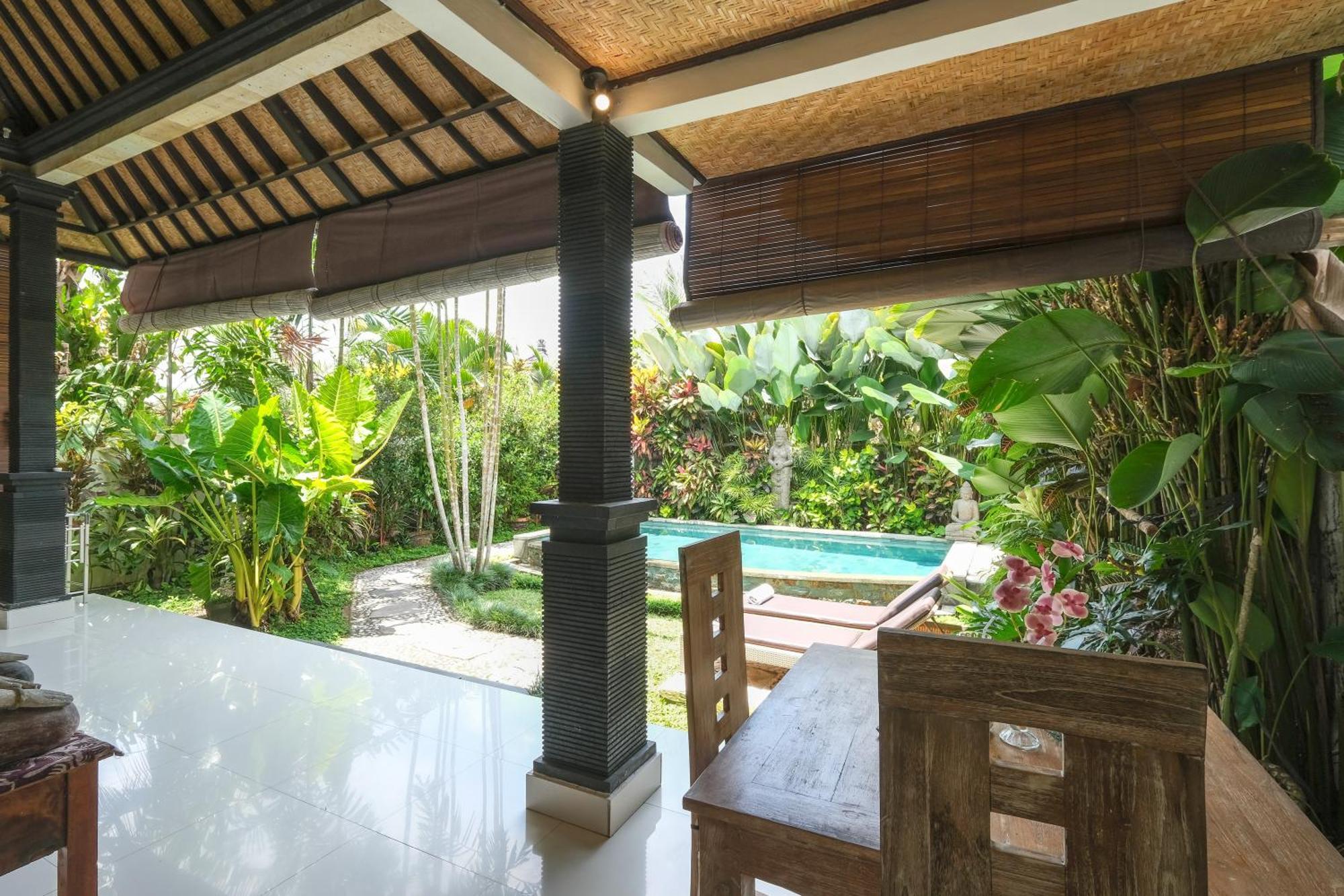 Tirtha Amertha * Ubud